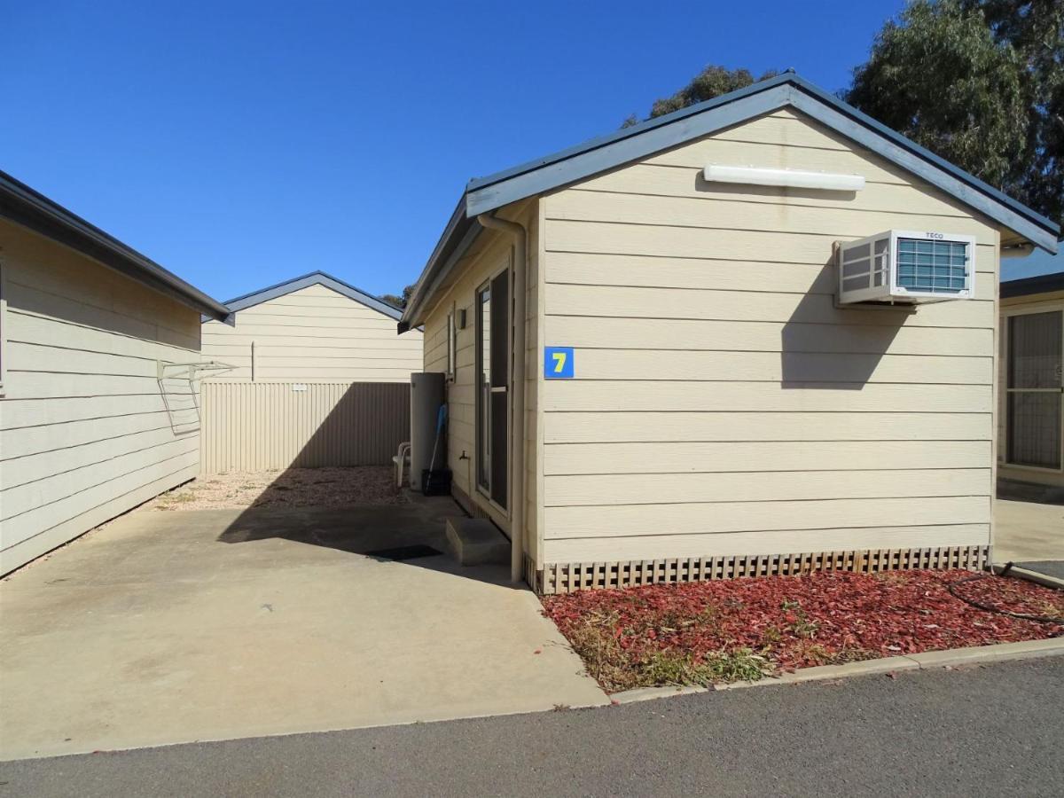 Moonta Bay Cabins Port Moonta Exterior foto