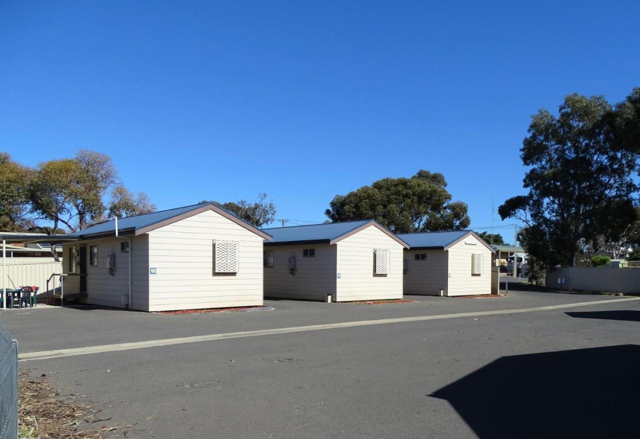 Moonta Bay Cabins Port Moonta Exterior foto
